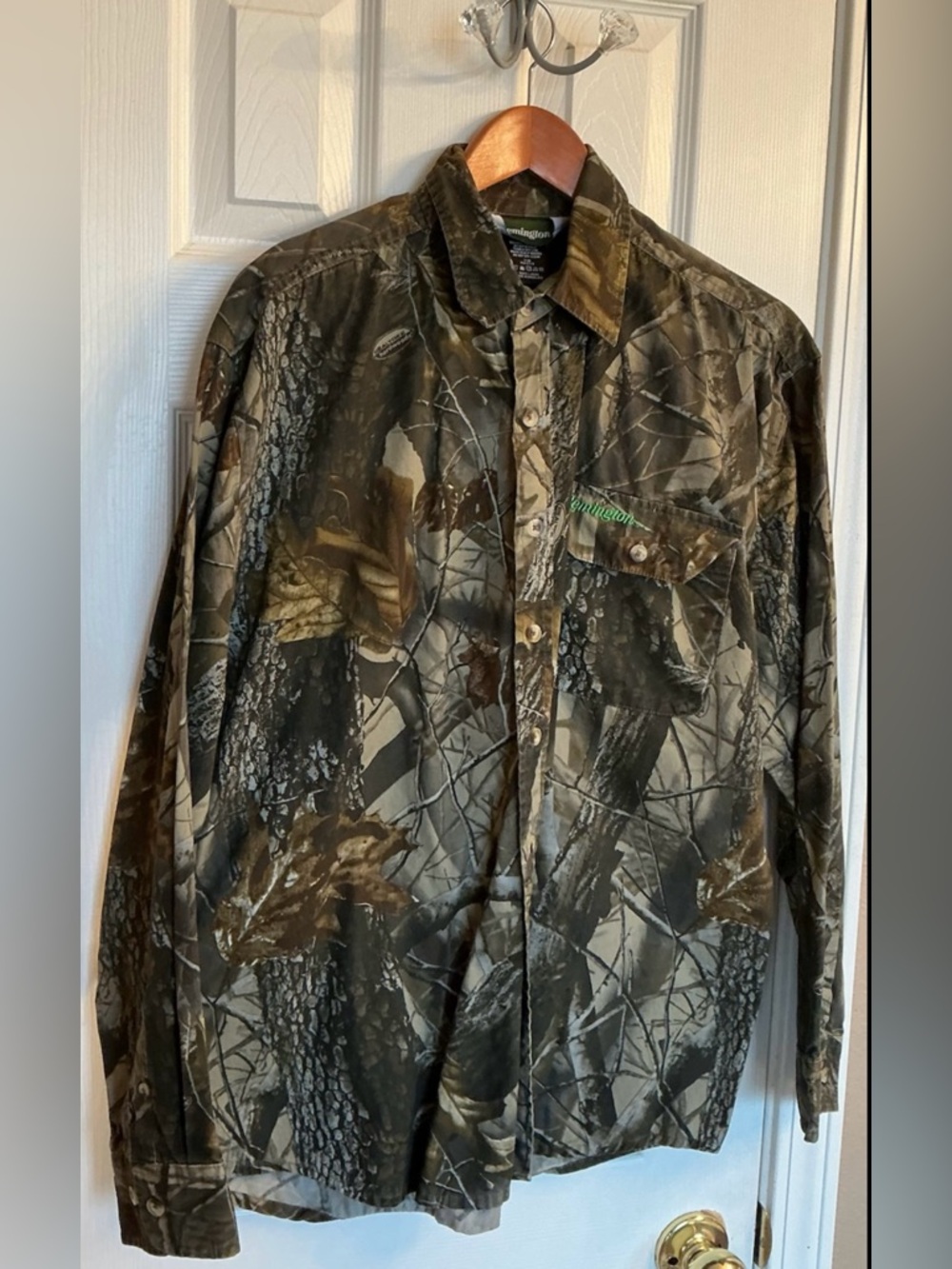 Remington Realtree Hardwoods Camo Button Down Shirt Lightweight Hunting Size L